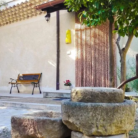 לינה וארוחת בוקר La Masseria Del '700 Castiglione a Casauria